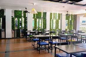 The Holiday Resort Pattaya