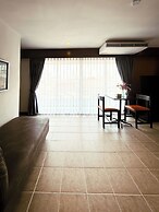 The Holiday Resort Pattaya
