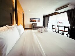 The Holiday Resort Pattaya