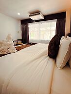 The Holiday Resort Pattaya