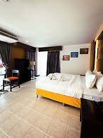 The Holiday Resort Pattaya