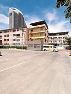 The Holiday Resort Pattaya