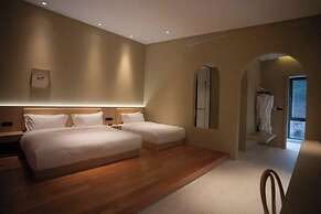 Manning Retreat