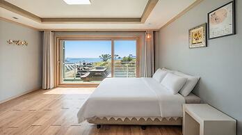 Yeosu Redondo Ocean View Pension