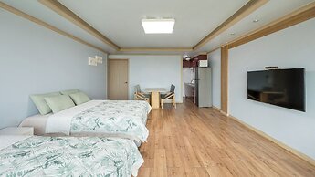 Yeosu Redondo Ocean View Pension