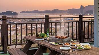 Yeosu Redondo Ocean View Pension