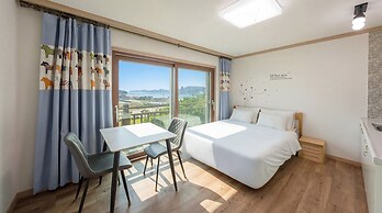 Yeosu Redondo Ocean View Pension