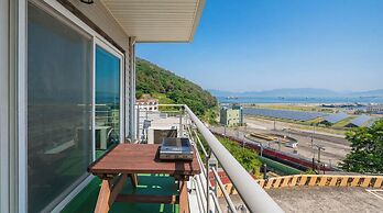 Yeosu Redondo Ocean View Pension