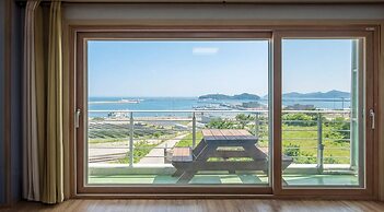 Yeosu Redondo Ocean View Pension