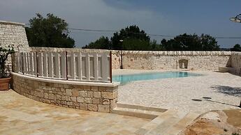 Navolte Trulli e Piscina