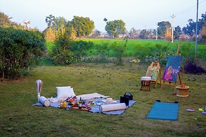 ELIVAAS Hari Bagh 4 BHK Villa