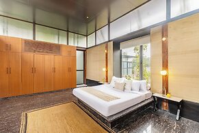 ELIVAAS Hari Bagh 4 BHK Villa