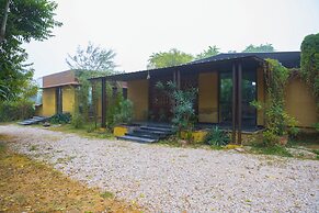 ELIVAAS Hari Bagh 4 BHK Villa