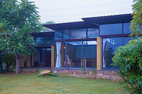 ELIVAAS Hari Bagh 4 BHK Villa
