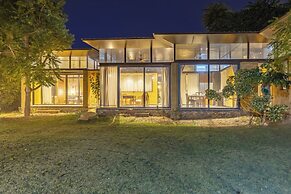 ELIVAAS Hari Bagh 4 BHK Villa