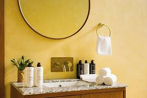 ELIVAAS Hari Bagh 4 BHK Villa