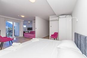 Altiora Prestige Residence 205