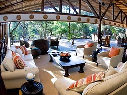 IHlozi Bush Lodge