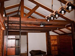 IHlozi Bush Lodge