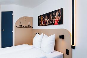 Magnet Hotel