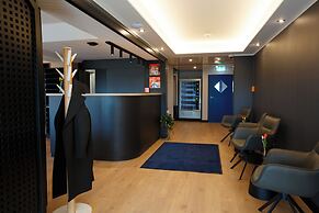 Magnet Hotel