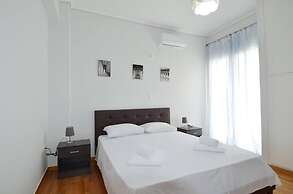 Spacious minimal apartment at Chalandri