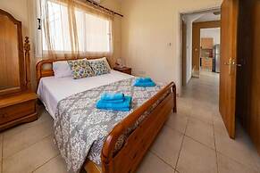 Argiro Bright Villa in Pernera
