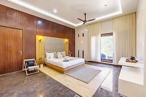 ELIVAAS Prive Kvanya Mansion with Pool