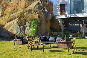 ELIVAAS Prive Kvanya Mansion with Pool