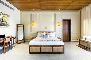 ELIVAAS Prive Kvanya Mansion with Pool
