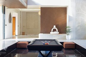 ELIVAAS Prive Kvanya Mansion with Pool