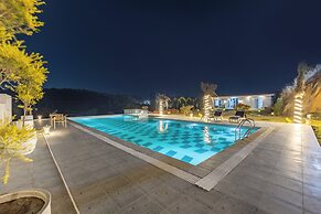 ELIVAAS Prive Kvanya Mansion with Pool