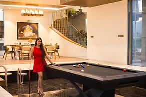 ELIVAAS Prive Kvanya Mansion with Pool