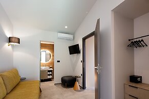Villagioi III Pool Villa 250m to Sandy Beach