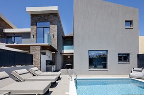 Villagioi III Pool Villa 250m to Sandy Beach