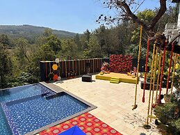 Bindiga Peak Resorts