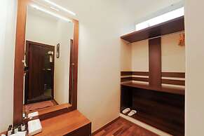 Bindiga Peak Resorts