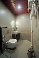 Bindiga Peak Resorts