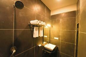 Bindiga Peak Resorts