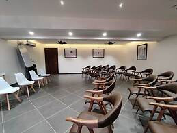 Bindiga Peak Resorts