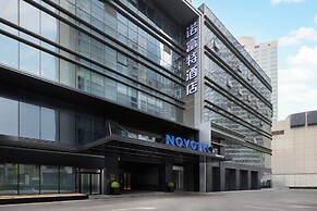 Novotel Dalian Zhongshan Square