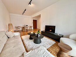 50 NIC - Stay Aelia Apartment