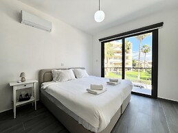 148 LIM - Stay Lumiere House