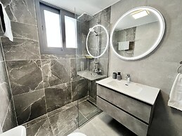 148 LIM - Stay Lumiere House