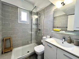 39 LCA - Stay Makenzie View Apartment