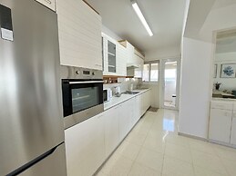 39 LCA - Stay Makenzie View Apartment