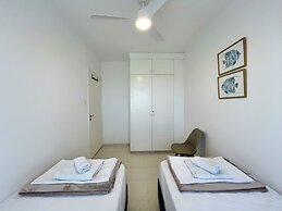 39 LCA - Stay Makenzie View Apartment