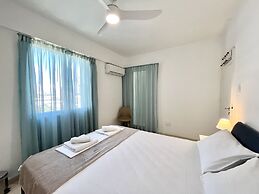39 LCA - Stay Makenzie View Apartment