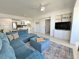 39 LCA - Stay Makenzie View Apartment