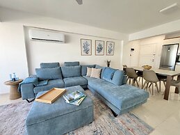 39 LCA - Stay Makenzie View Apartment